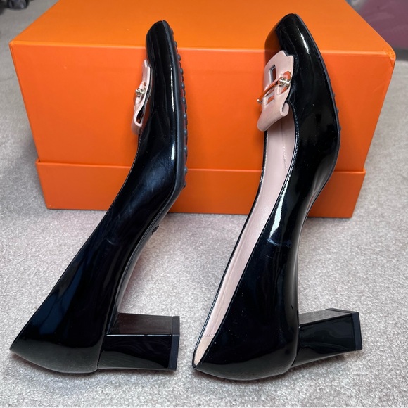 Tod’s Black Patent Leather Apron Flap Pump Heels Sz 41 - Picture 8 of 13